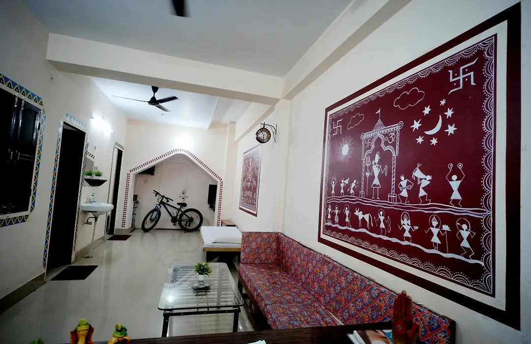 Banaras Gully House 500 Ft From The Ghats-1